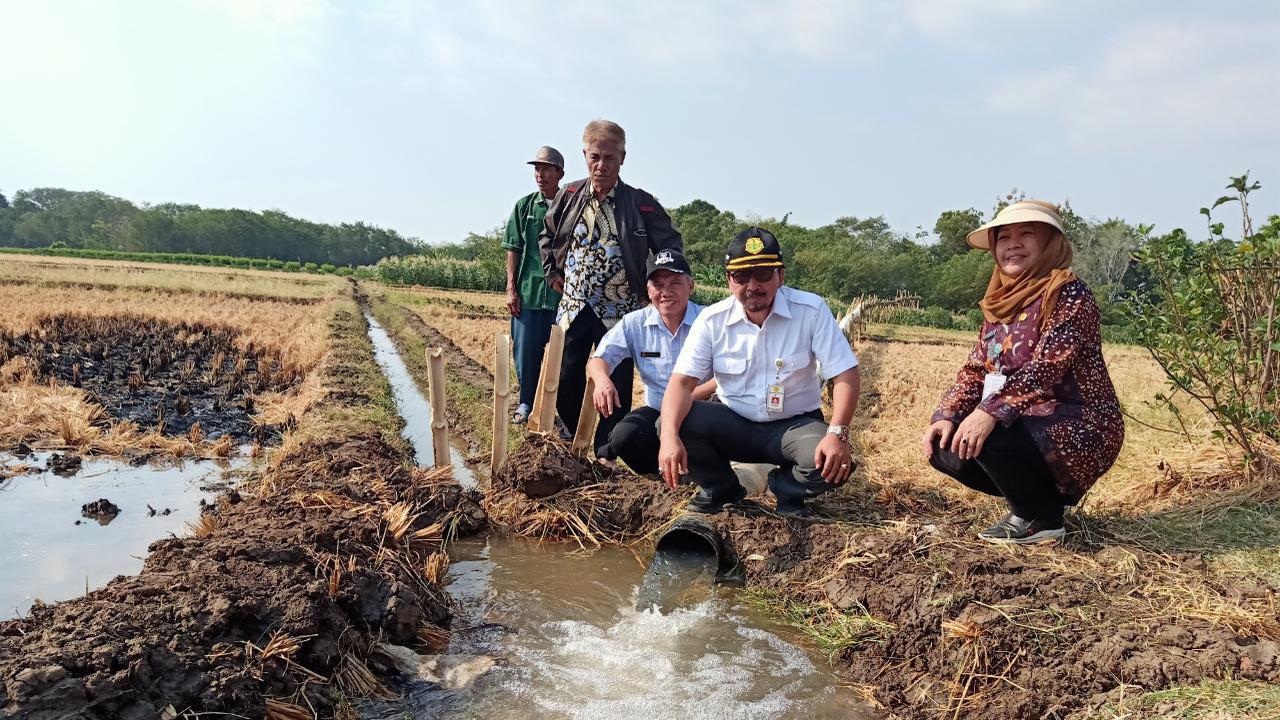 Kekeringan Cirebon Teratasi dengan Pompanisasi dan Pipanisasi