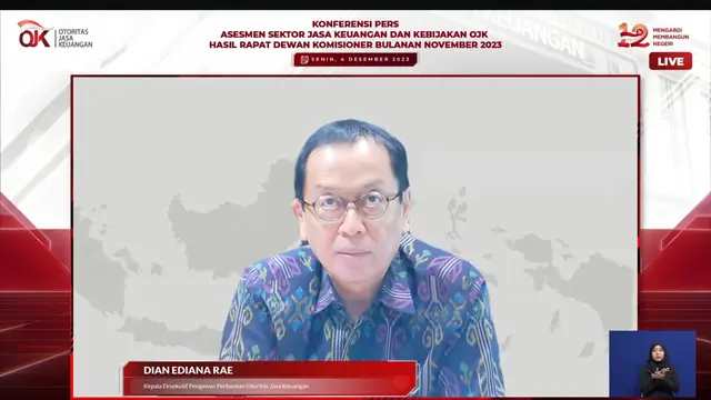 Kepala Eksekutif Pengawas Perbankan OJK Dian Ediana Rae dalam RDK Bulanan November 2023 secara virtual, Senin (4/12/2023). (Tira/Liputan6.com)