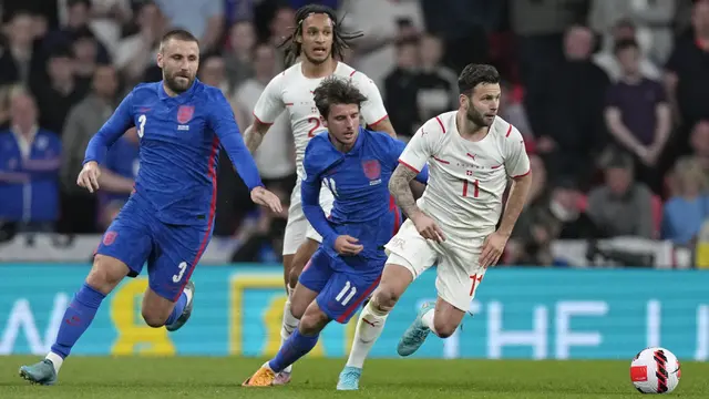 Foto: Harry Kane Bawa Timnas Inggris Jinakkan Swiss