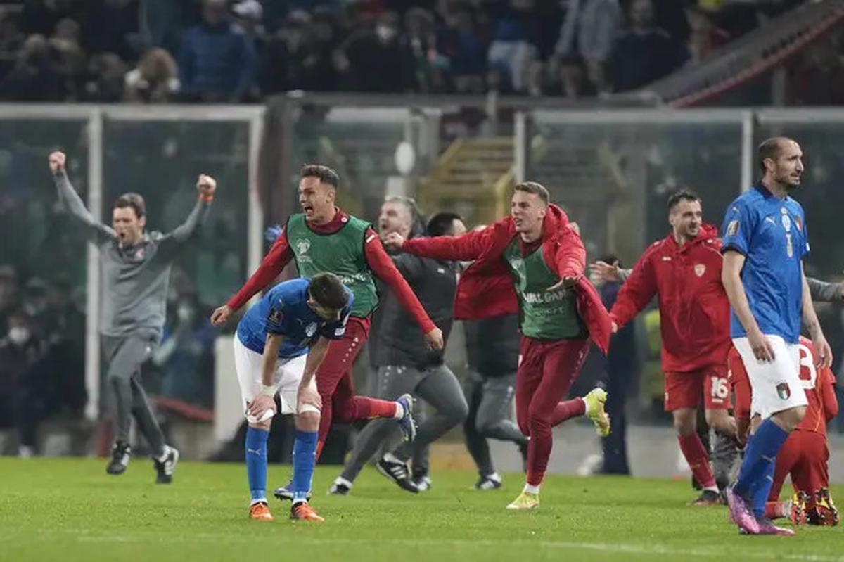 3 Kekalahan Terburuk Timnas Italia: Tragedi di Piala Dunia, Euro, dan UEFA Nations League