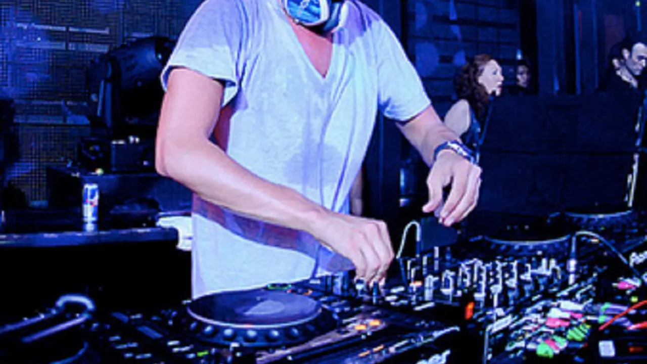 [Bintang] Avicii