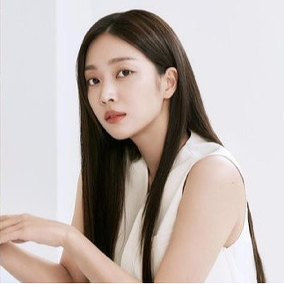 Potret Cantik Jo Bo Ah yang Baru Saja Umumkan Akan Menikah dengan Pria Bukan dari Kalangan Artis