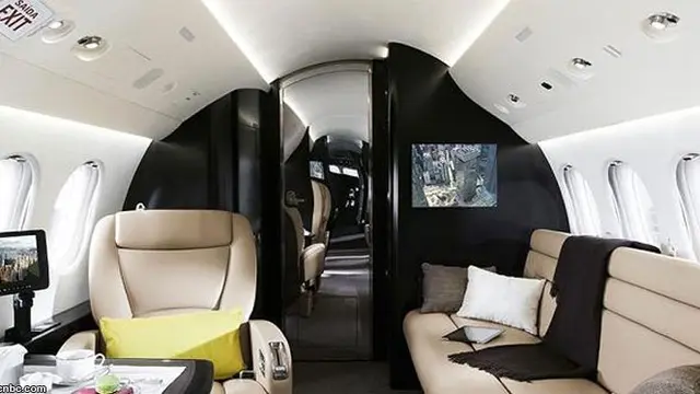 8multipage-jet-131119a.jpg