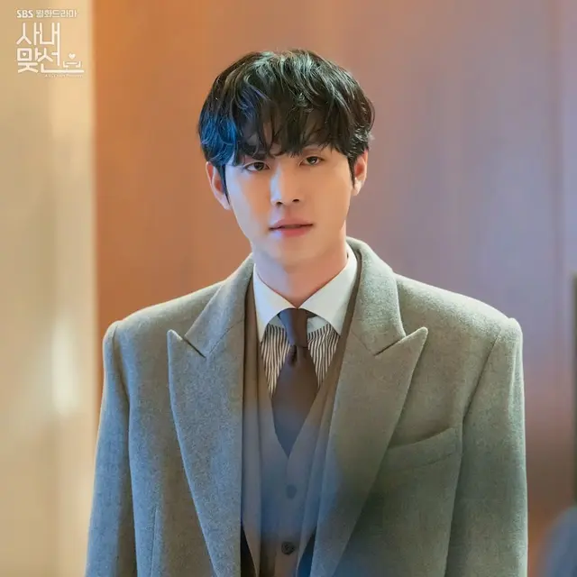 Ahn Hyo Seop dalam Business Proposal. (Instagram/ sbsdrama.official)