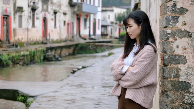 Ilustrasi ekspresi sedih