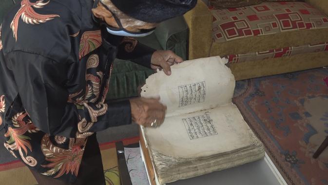 Menilik Al Qur an Tulisan  Tangan  Milik Keturunan Majapahit 