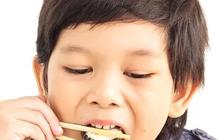 Benarkah Ikan Bisa Mencerdaskan Anak? Ini Fakta dari Ahli Gizi