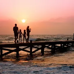 Banyak pengeluaran kecil yang terlihat sepele justru dapat terakumulasi menjadi jumlah yang cukup besar (Sumber: Pexels.com)