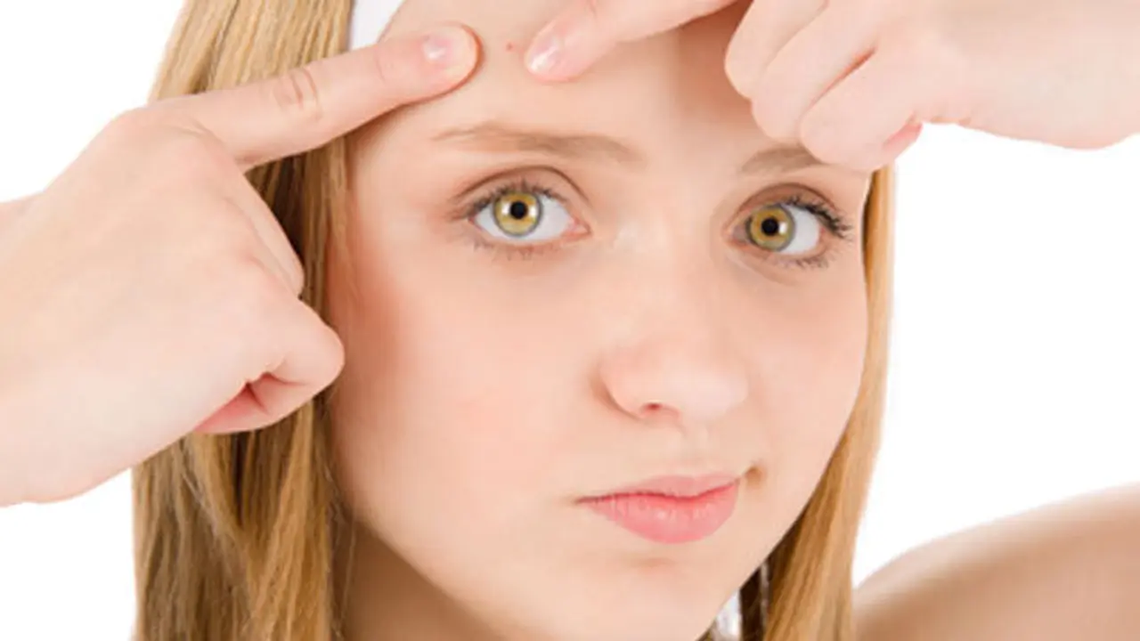 (c) shutterstock