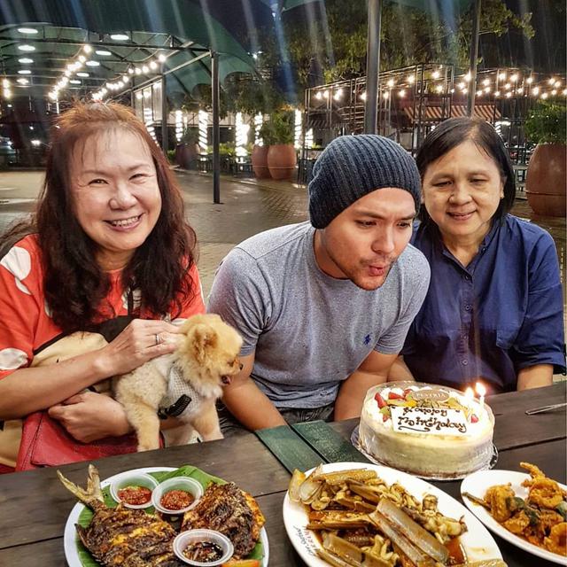 Sering Berperan Jadi Suami Antagonis, Ini 6 Potret Hangat Hans Hosman dan Keluarga