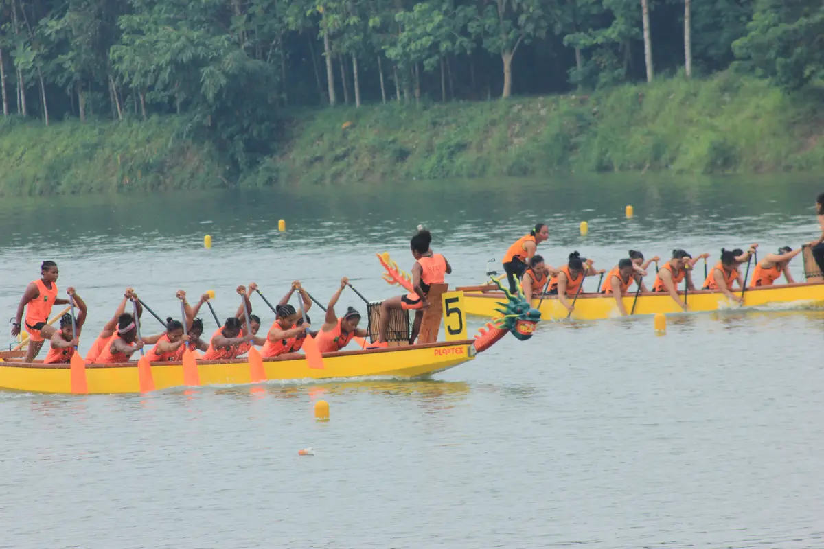 Perahu naga di PON 2016