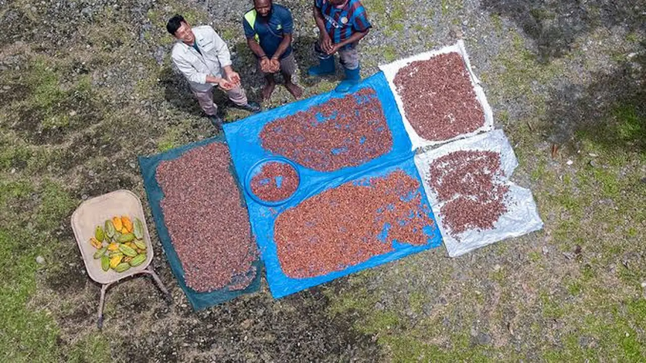 Anggota Grup MIND ID, PT Indonesia Asahan Aluminium (Inalum) mendukung komunitas binaan melalui Program Desa Binaan Batu Bara Bersama Lubuk Cuik (Babe Lucu) di Kecamatan Lima Puluh Pesisir, Kabupaten Batu Bara, Sumatra Utara. (Dok Inalum)