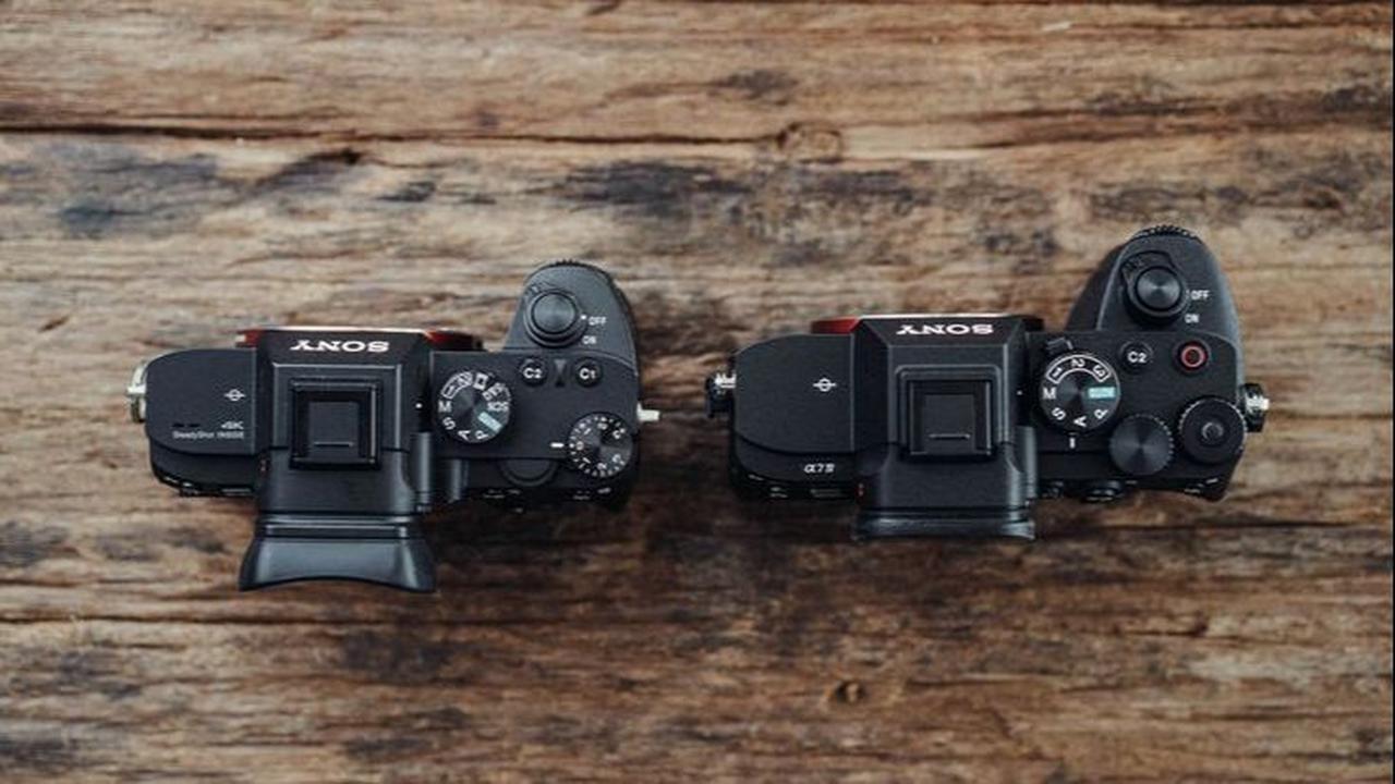 10 Rekomendasi Kamera Mirrorless Terbaik dan Terbaru untuk Pemula di Tahun 2024