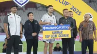 Jens Raven berhasil menyabet penghargaan sebagai top skorer Piala AFF U-23 2025. Raven berhak atas status tersebut karena berhasil mencetak tujuh gol sepanjang turnamen. (Bola.com/M Iqbal Ichsan)