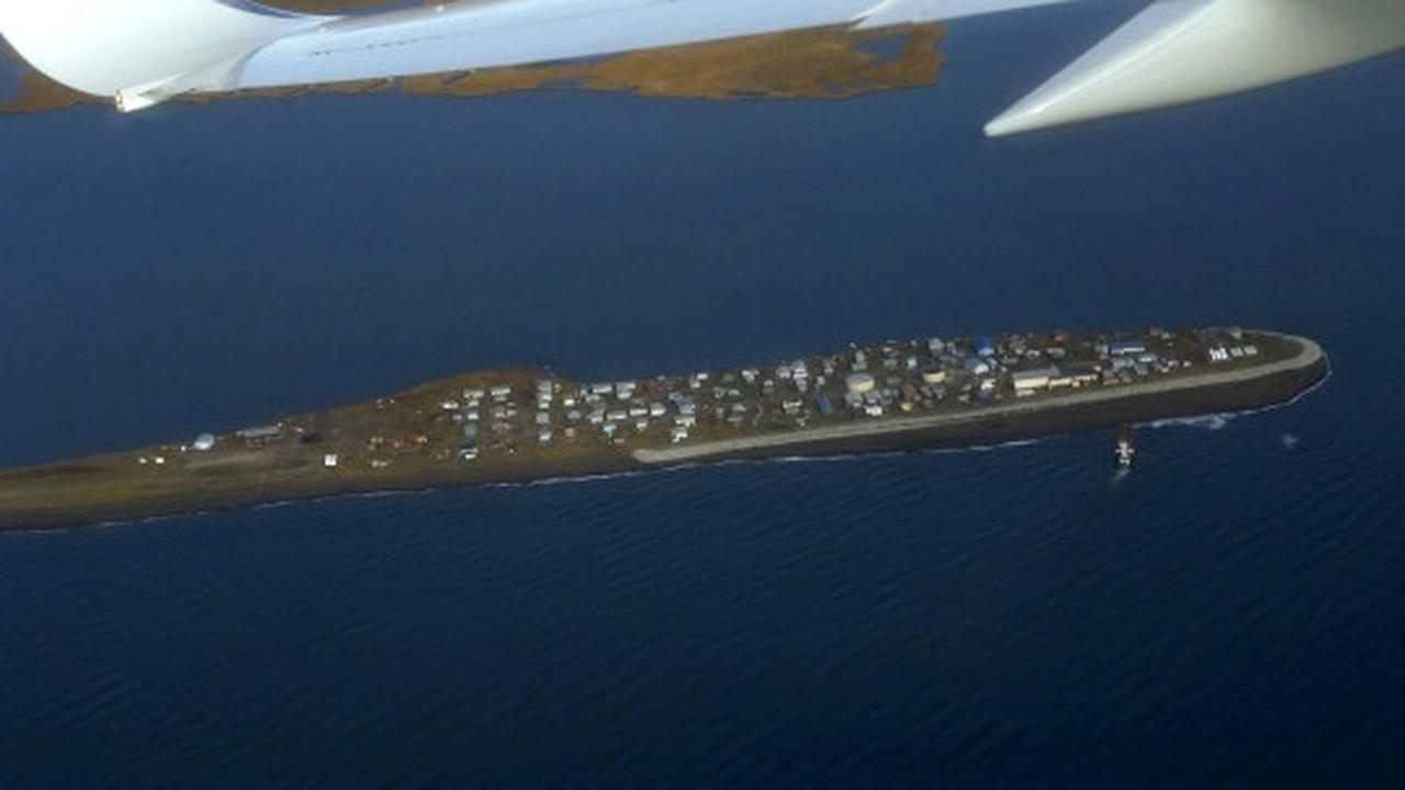 Mengunjungi desa di pulau terpencil Kivalina