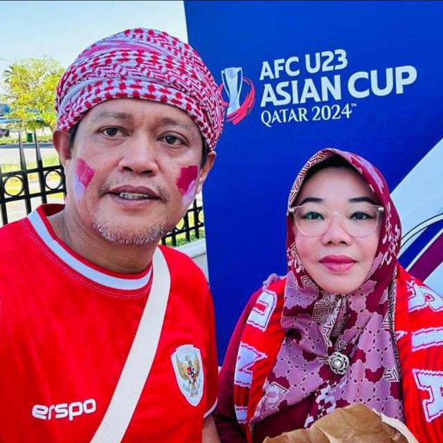 Achmad M Asri dan Istri