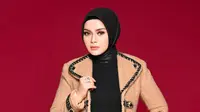 Jejak Karier Neng Dessy, Penyanyi Sekaligus Direktur Utama 2 Perusahaan Besar