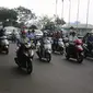 Bagaimana kondisi lalu lintas dan kendaraan, terutama sepeda motor di kota terbesar di Vietnam, Ho Chi Minh City? 