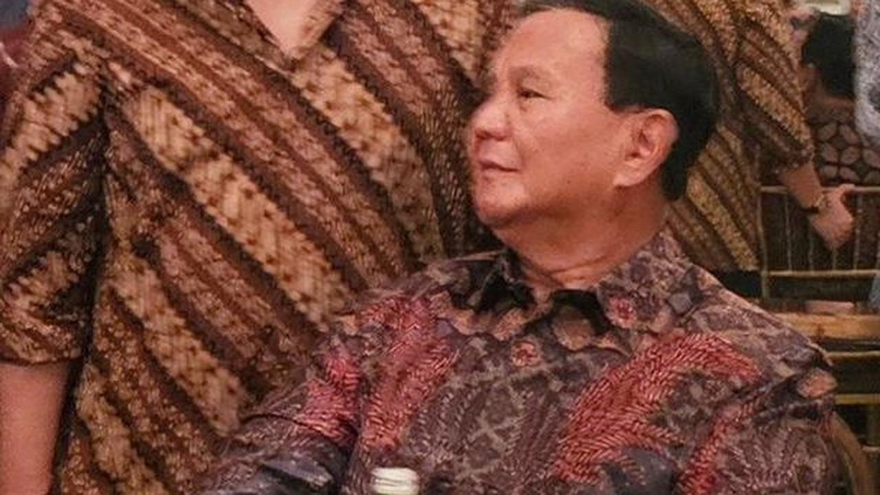 "Mas Hendro dari dulu bisa aja nih," kata Prabowo.&nbsp;