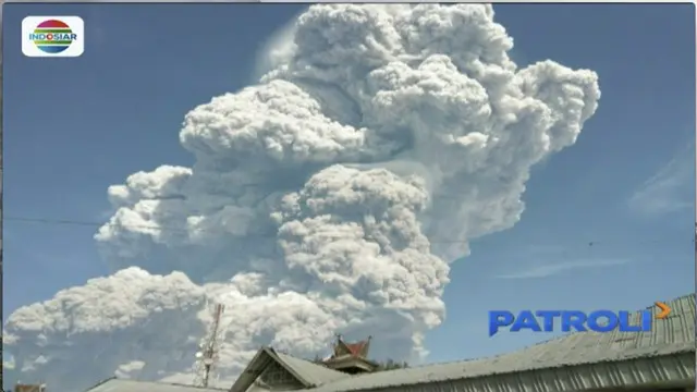 Sekitar pukul 09.00 WIB, Gunung Sunabung di Kabupaten Karo, Sumatera Utara, kembali meletus. Setidaknya ada enam letusan dengan tinggi kolom 5 ribu meter.