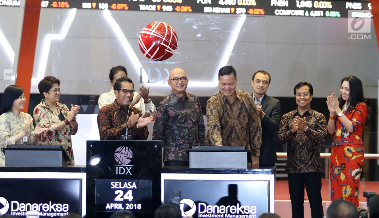 Suasana peluncuran Danareksa ETF Indonesia Top 40 di BEI, Jakarta, Selasa (24/4). Danareksa ETF Indonesia Top 40 tersusun dari 40 saham pilihan yang memiliki kualitas prima dari sisi kapitalisasi dan likuiditas. (Liputan6.com/Angga Yuniar)