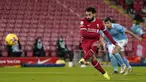 Mohamed Salah menjadi pencetak gol terbanyak Liverpool di ajang Liga Champions. Winger asal Mesir tersebut, tercatat telah menorehkan gol sebanyak 32 kali. Musim ini, Salah juga mampu menjadi top skor sementara Liga Inggris dengan raihan tujuh gol. (AFP/Pool/Tim Keeton)