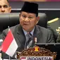 Prabowo mengatakan Indonesia terus membuka komunikasi dengan banyak pihak untuk mencari resolusi atas serangan ke Gaza. Dia menegaskan Indonesia terus mengedepankan pentingnya koridor kemanusiaan bagi para warga sipil di Gaza. (AP Photo/Dita Alangkara, Pool)