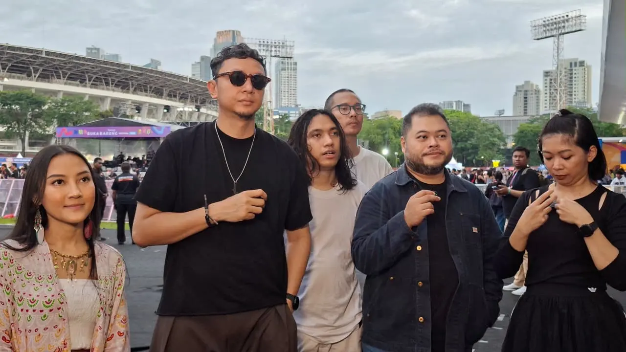 Personil Barasuara sebagai salah satu performance KLBB Festival 2026