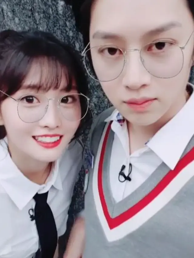Heechul Super Junior - Momo TWICE