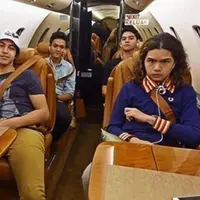Ini gaya beberapa Selebriti tanah air kita disaat mudik. 