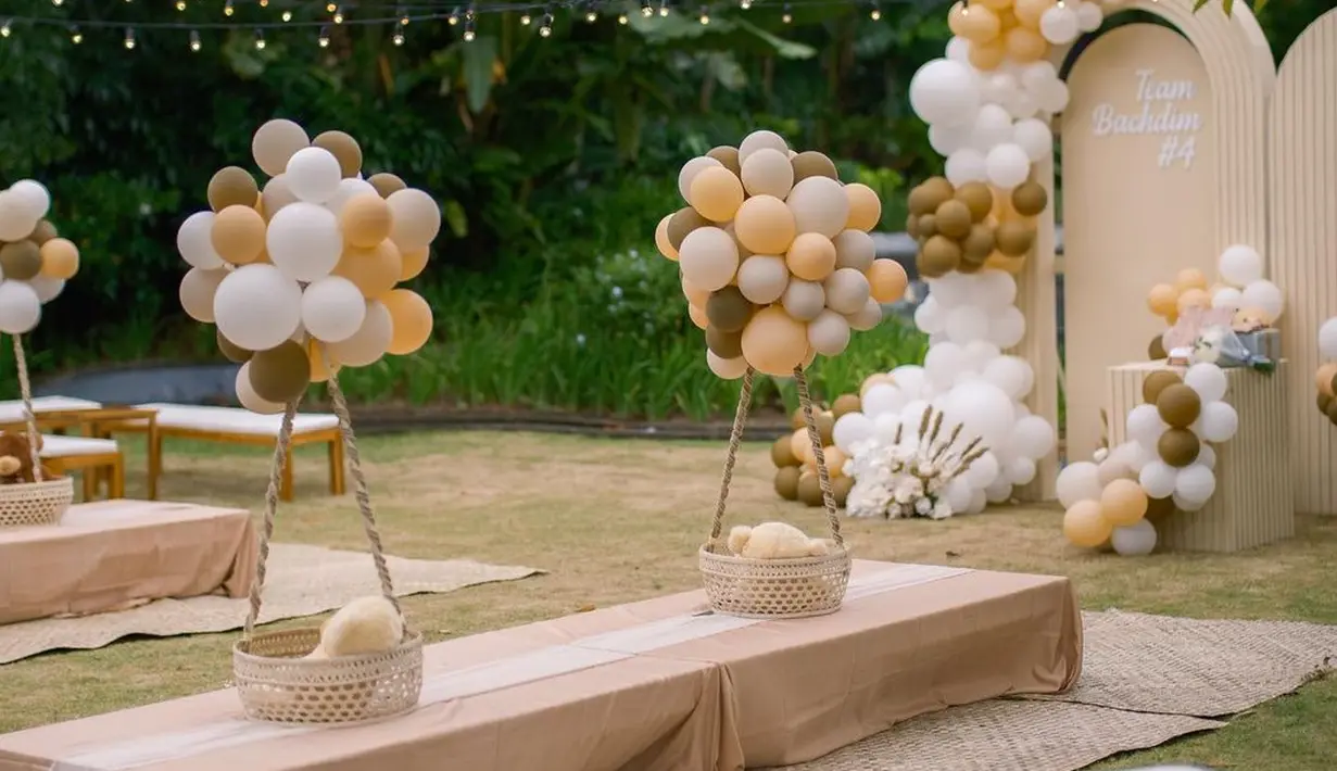 <p>[Instagram/jenniferbachdim]</p>