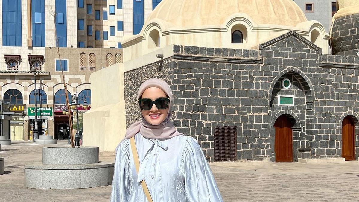 Model Hijab Segi Empat Terbaru 2025, Bikin Lebaranmu Fresh dan Gak Bosenin