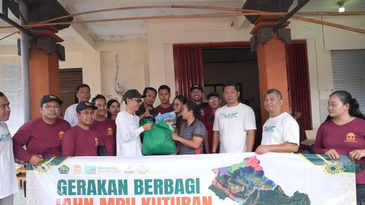 IAHN Mpu Kuturan Salurkan Bantuan Kemanusiaan untuk Korban Banjir di Desa Banjar