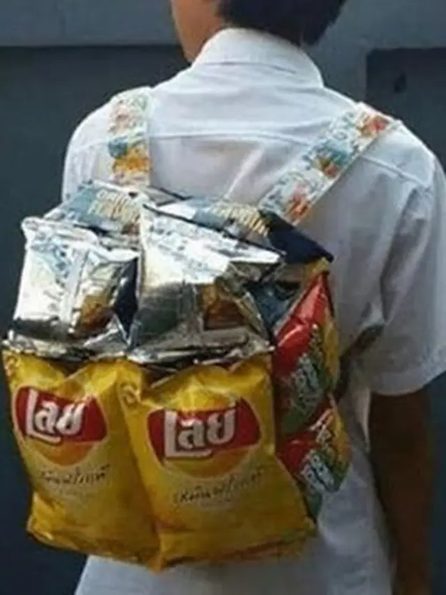 6 Desain Tas Ini Nyeleneh Banget, Bikin Geleng Kepala