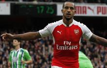 Menurut King, Walcott lebih berbahaya ketimbang Giroud