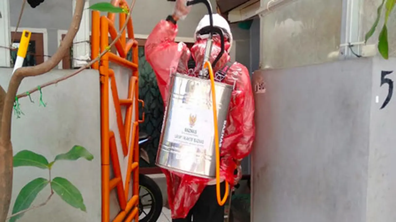 Baznas Rangkul Pedagang Gorengan Lewat Cash For Work