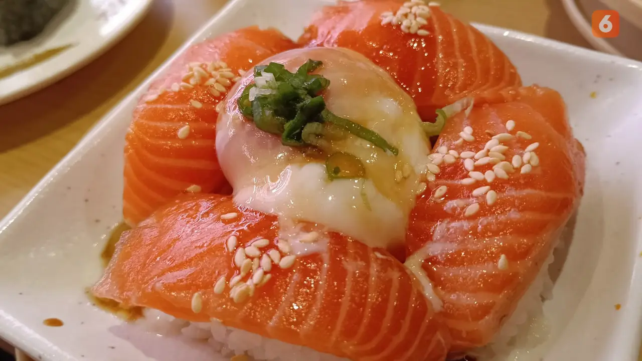 Salmon Masih Jadi Varian Sushi dan Sashimi Terfavorit Konsumen di Indonesia