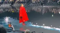 Koleksi Balenciaga di Paris Fashion Week 2020. (dok.Instagram @nytimesfashion/https://www.instagram.com/p/B9Mu5gjnFGR/Henry)