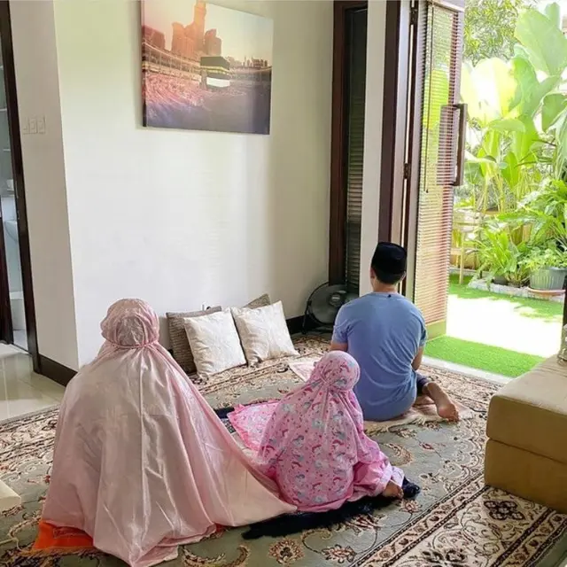 Ada Tempat Wudu dan Taman di Rumah Adrian Maulana yang Instagramable