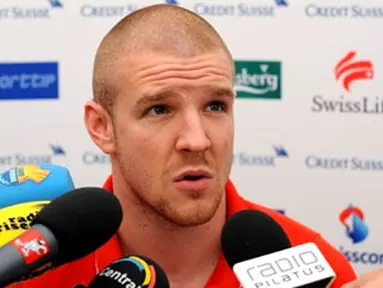 Swiss defender Philippe Senderos attends a press conference in Feusisberg on June 10, 2008. Switzerland will play against Turkey on June 11, 2008 their second match of the Euro 2008 football championship. AFP PHOTO/BORIS HORVAT