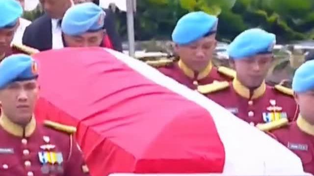 Pemakaman Jenazah Try Sutrisno