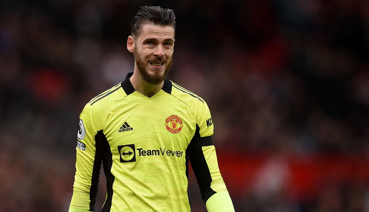 David De Gea sudah hampir satu dekade berseragam Manchester United dan lebih lama dari Harry Maguire. Pengetahuannya mengenai klub serta pengalamannya merupakan modal yang sangat penting sebagai seorang pemimpin permainan. Ia layak menjadi pengganti Maguire. (AFP/Oli Scarff)