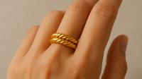 &nbsp;Model Cincin Lilit Emas 24 Karat yang Unik dan Stylish
