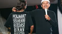 Bupati Dedi Mulyadi saat menggelar Paturay Tineung atau pamitan dengan warga Purwakarta. (Liputan6.com/Istimewa)