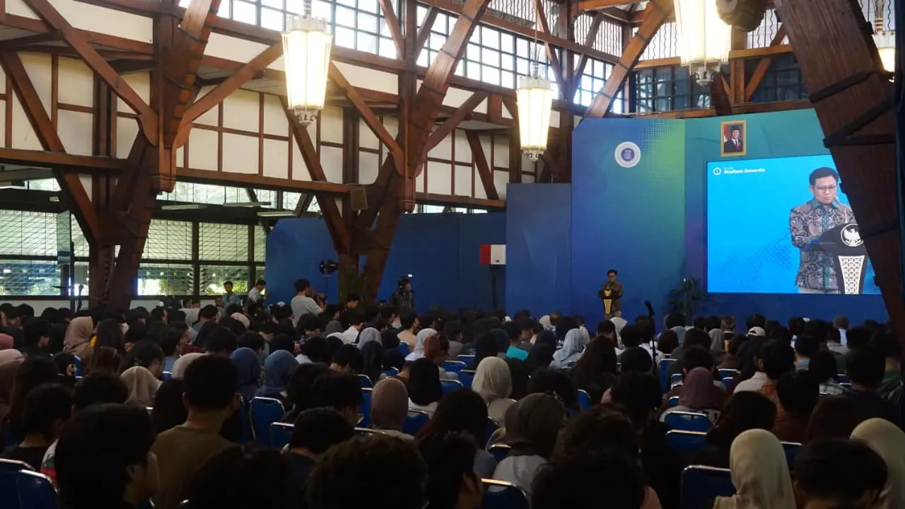 Wakil Direktur Utama MIND ID sekaligus penulis Indonesia Naik Kelas, Dany Amrul Ichdan