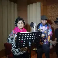 Faza Meong Ajak Titiek Puspa Bergabung di Si Juki the Movie (Falcon Pictures)