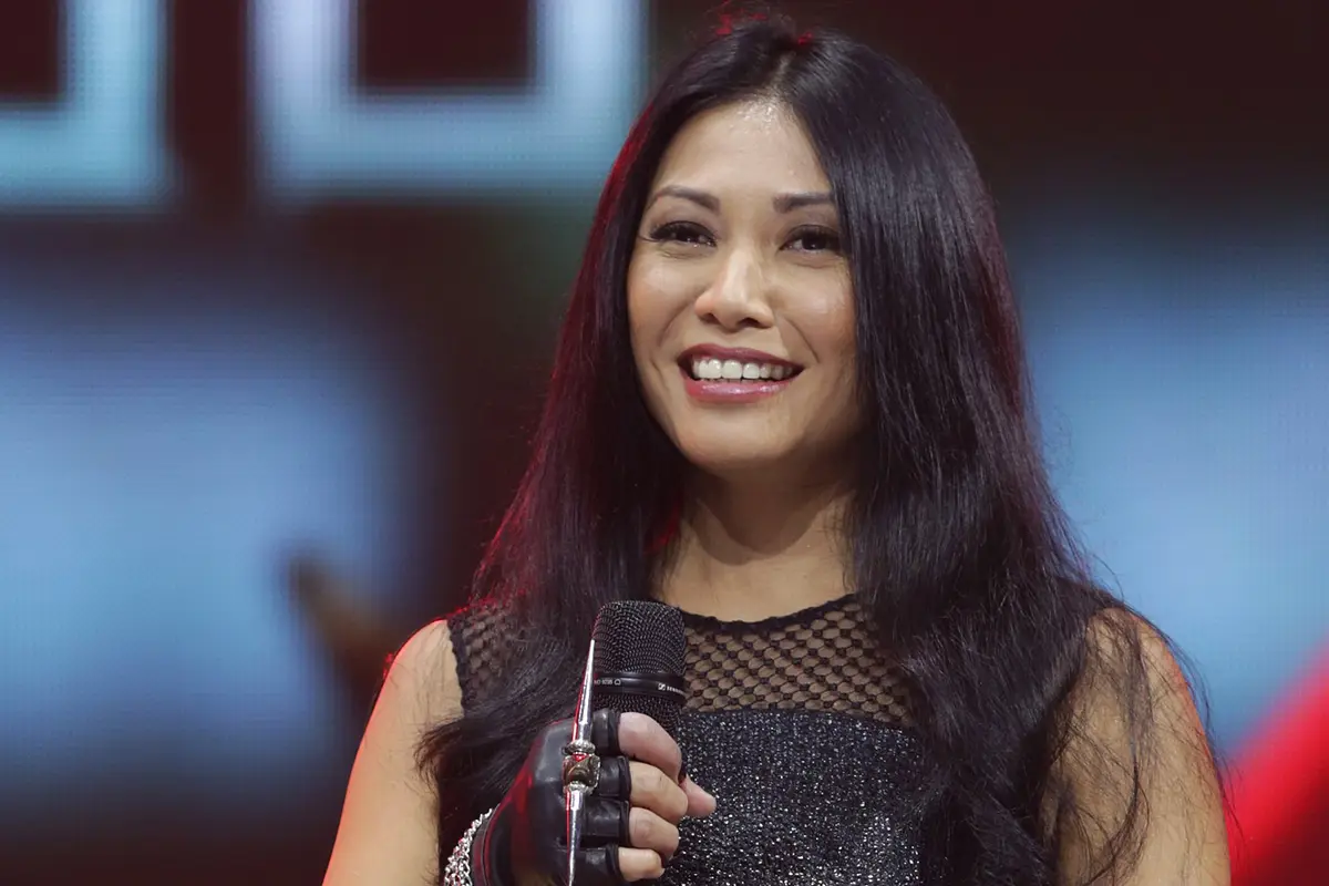 [Bintang] Anggun C. Sasmi
