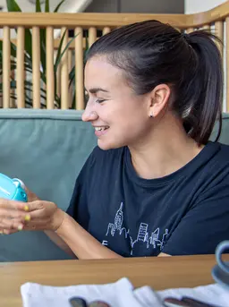 Memahami karakter anak menjadi langkah awal bagi orangtua untuk menentukan pola asuh yang lebih tepat, hangat, dan mendukung tumbuh kembangnya. (Foto/Dok: Magnific)