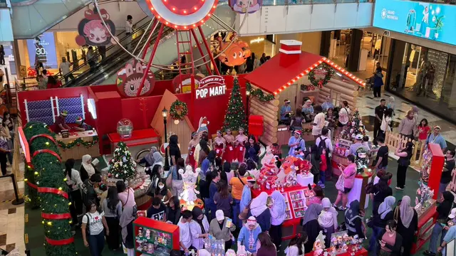 Instalasi Seni A Jolly Christmas