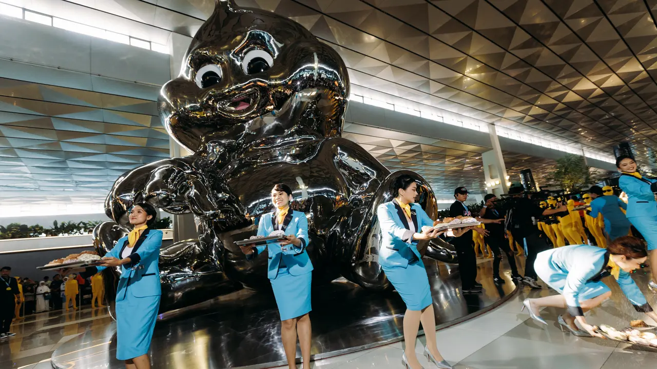 Patung Butter Baby Seberat Tujuh Ton Siap Sapa Traveller di Terminal 3 Bandara Soekarno-Hatta